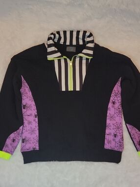 NWOT Black Pullover Half-Zip with Purple Spiderweb Accents and Striped Collar. M